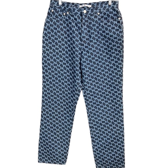 Tommy Hilfiger Classic Fit Printed Jeans - Picture 4 of 8